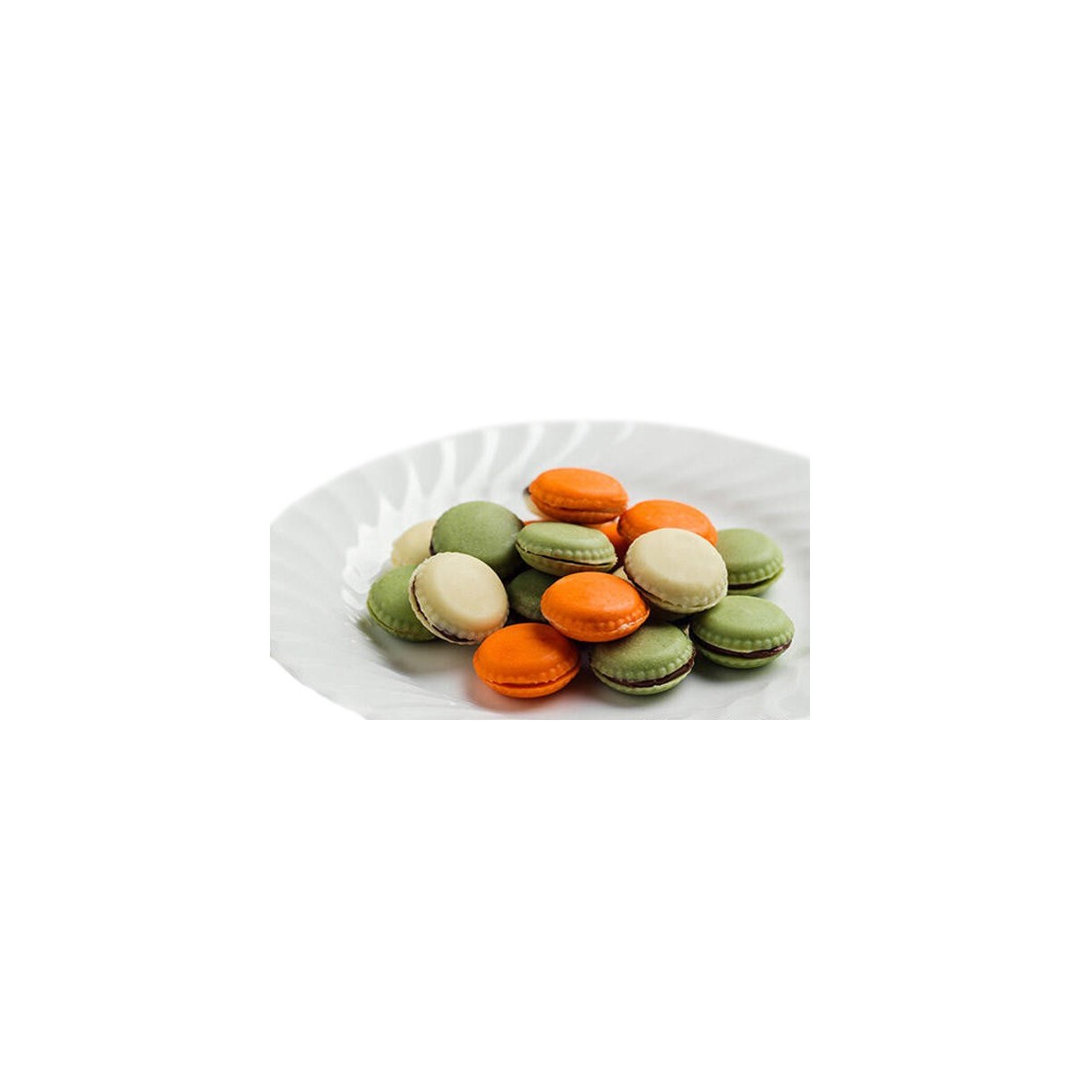 MOULE A PRALINE EN SILICONE BRUN MACARON SCG21