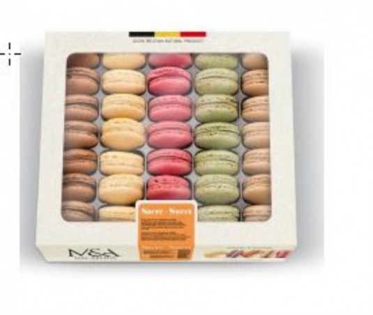 M&A SMALL SWEET MACAROONS ASSORTMENT 5 KINDS  DISPLAY