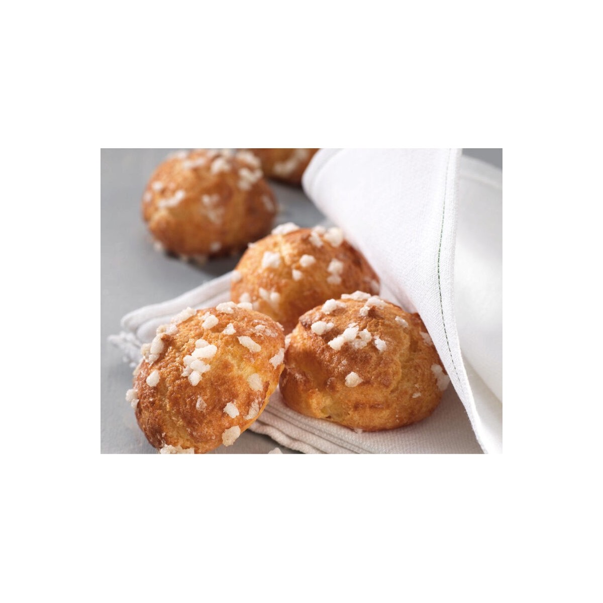 MARTINE SPECIALITY 8058 SMALL CHOUX PASTRY SPRINKLED WITH SUGAR 648X12GR  BOX 